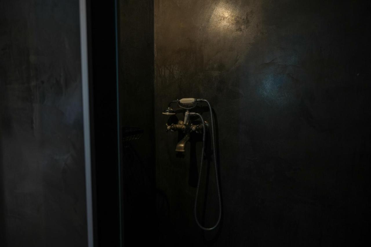 Kaebane 85, Lodge Avec Spa Au Bord De L'Eau Prouilly 外观 照片