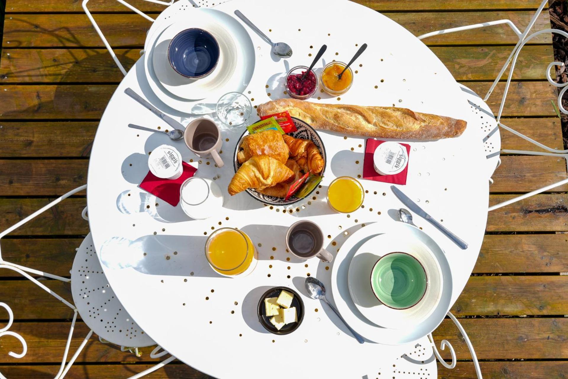 Kaebane 85, Lodge Avec Spa Au Bord De L'Eau Prouilly 外观 照片